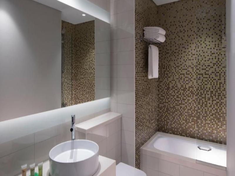 Hyatt Place Dubai Al Rigga image