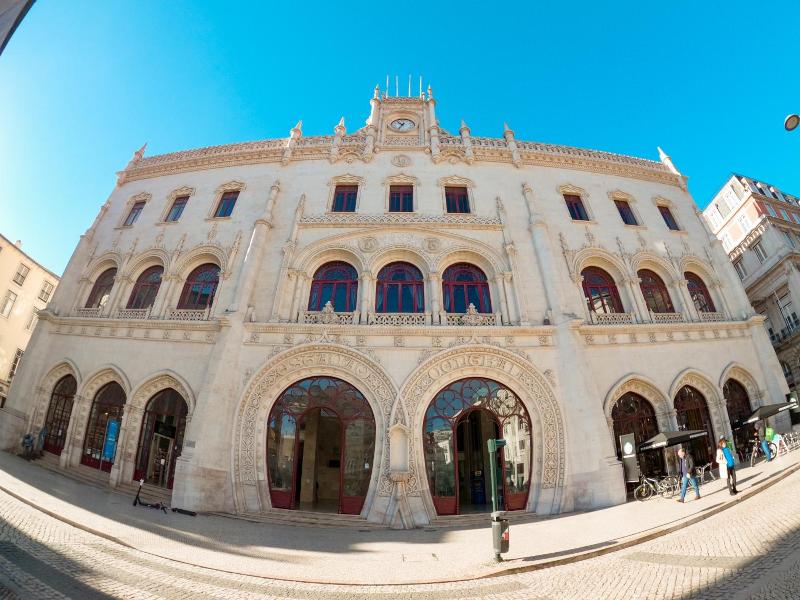 Lisbon Destionation Hostel image