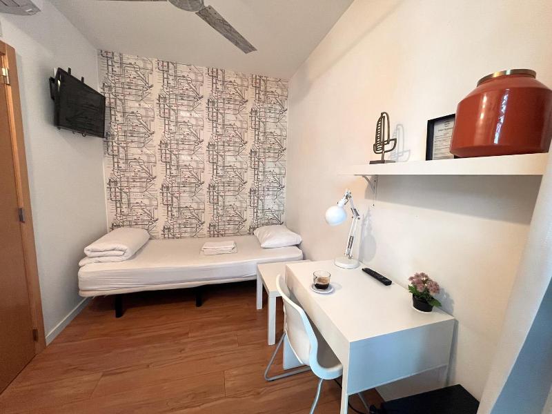 Lisbon Destionation Hostel image