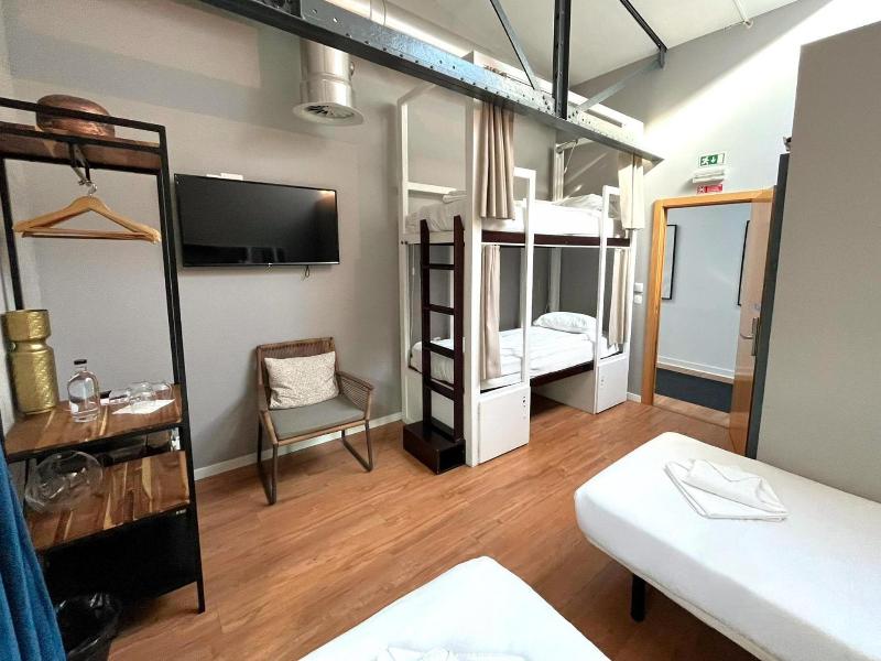 Lisbon Destionation Hostel image