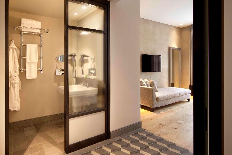 NH Collection Torino Piazza Carlina image