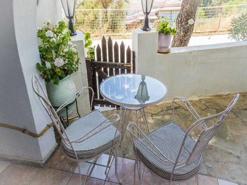 Villa Arni image