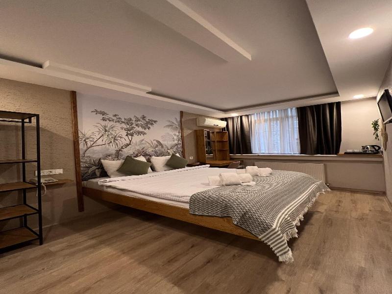 Sayeban Gold Hotel image