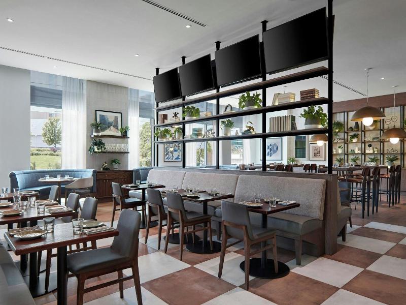 Delta Hotels Toronto image