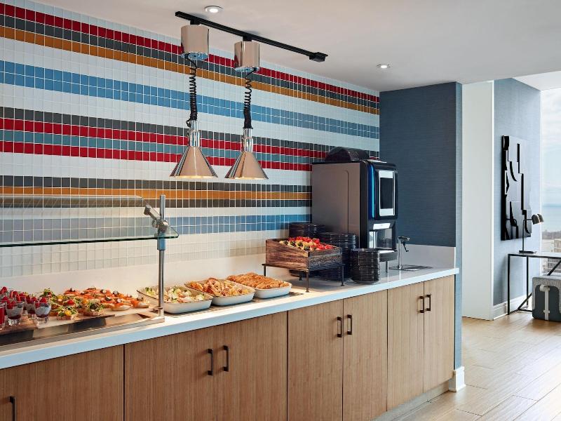 Delta Hotels Toronto image