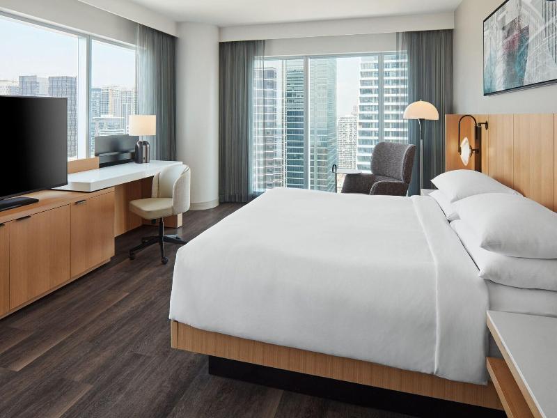 Delta Hotels Toronto image