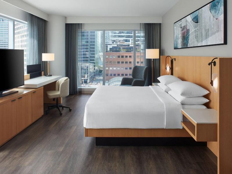 Delta Hotels Toronto image