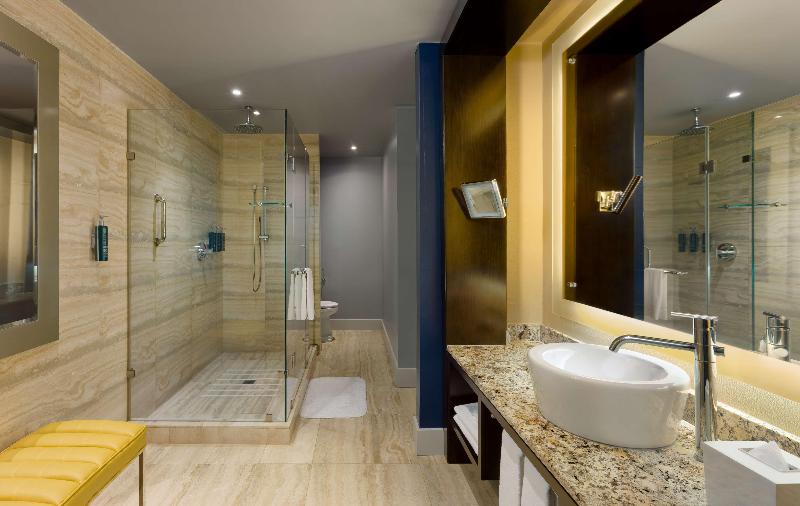 Hilton Panama image