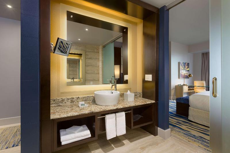 Hilton Panama image