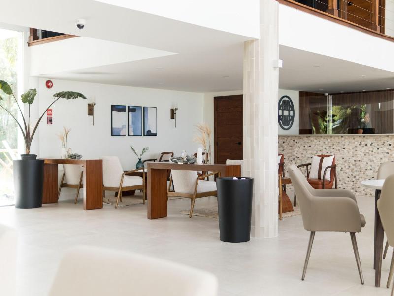 Cara Suites Hotel and Conference Centre