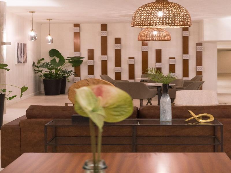 Cara Suites Hotel and Conference Centre