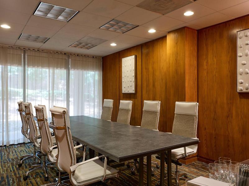 The Westin Atlanta Airport image