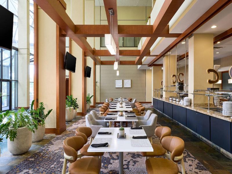 The Westin Atlanta Airport image