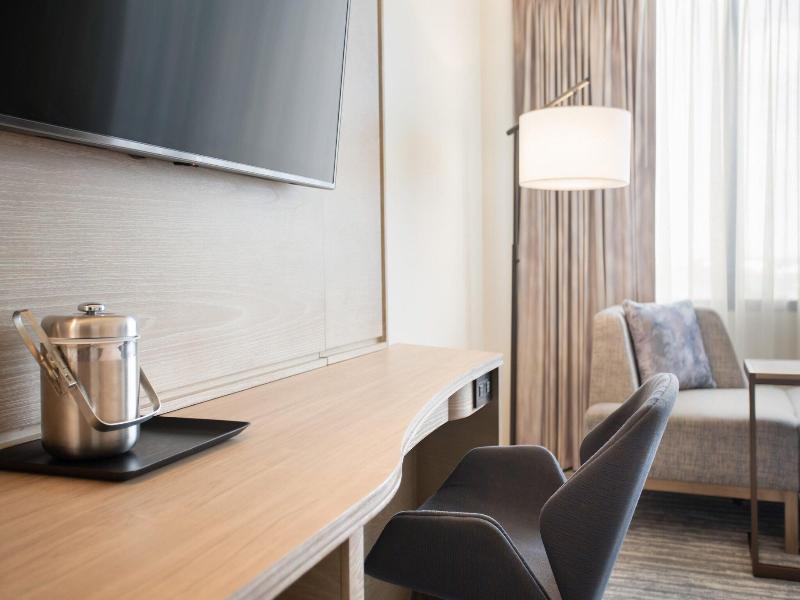 The Westin Atlanta Airport image