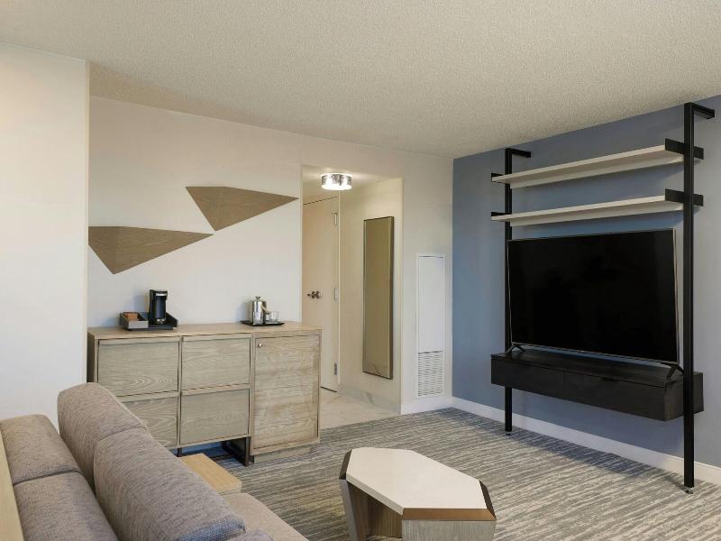 The Westin Atlanta Airport image