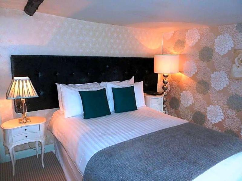 The Manor House hotel image