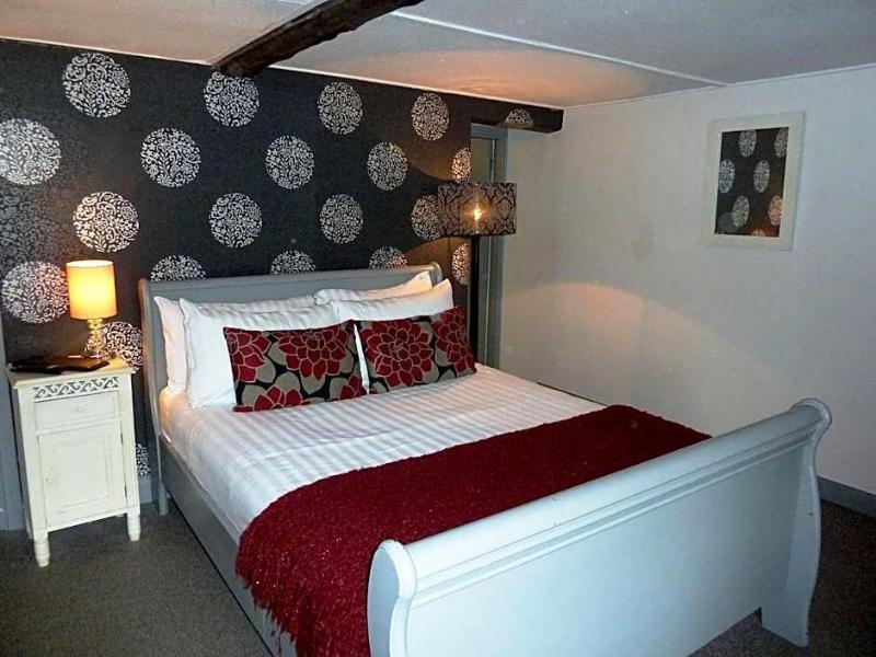 The Manor House hotel image