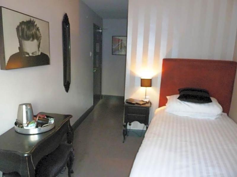 The Manor House hotel image