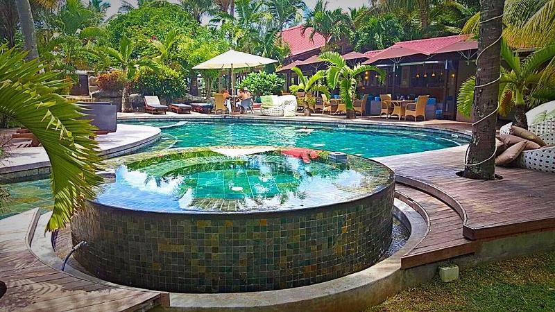 Ocean Villas image