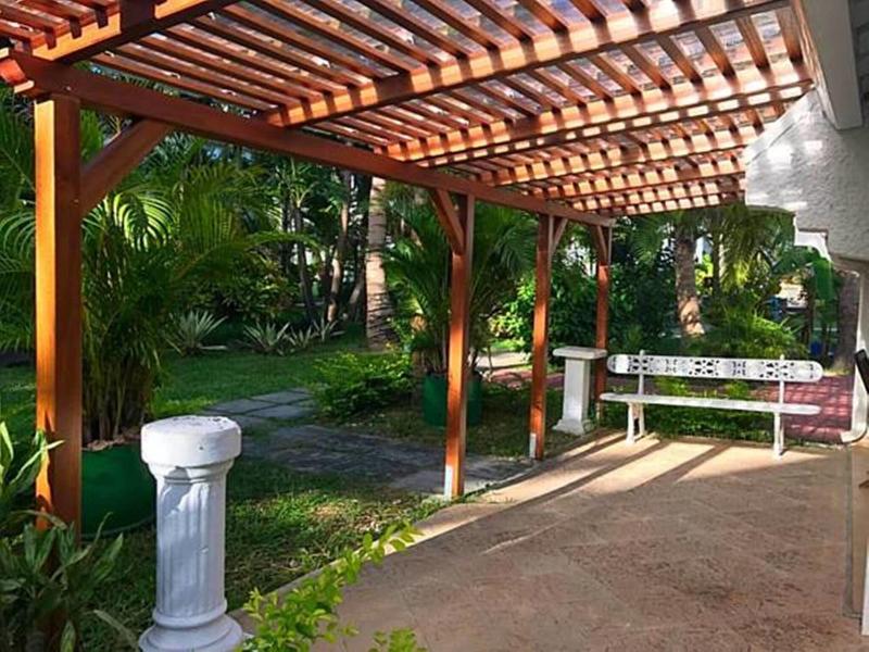 Ocean Villas image