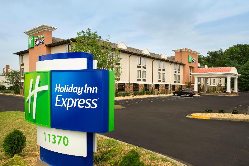 Holiday Inn Express Waldorf, an IHG hotel image