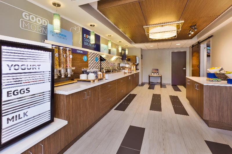 Holiday Inn Express Waldorf, an IHG hotel image
