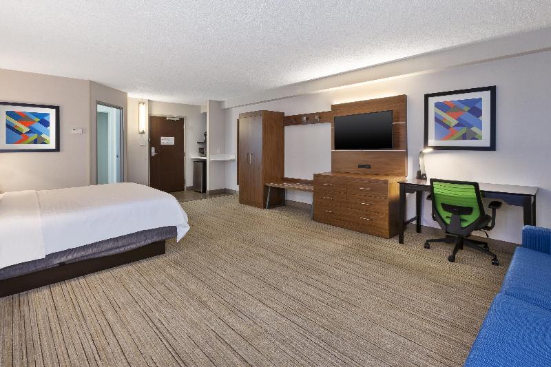 Holiday Inn Express Waldorf, an IHG hotel photo 16