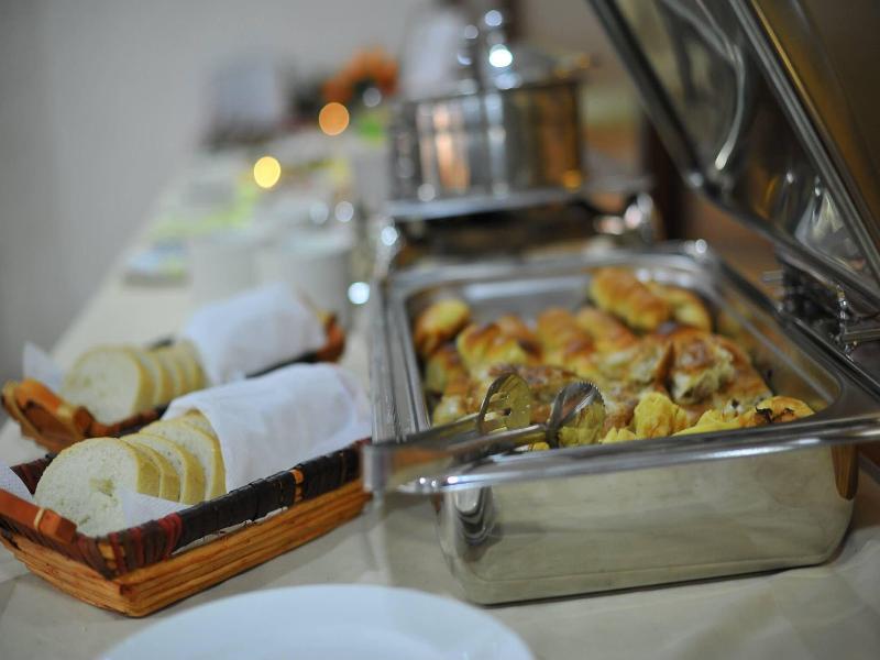Hotel Gold image