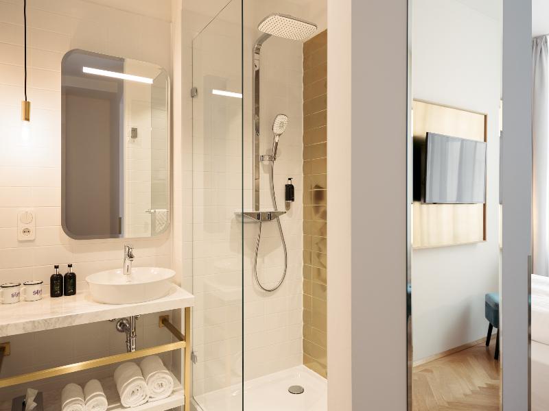 Hotel Schani Salon image
