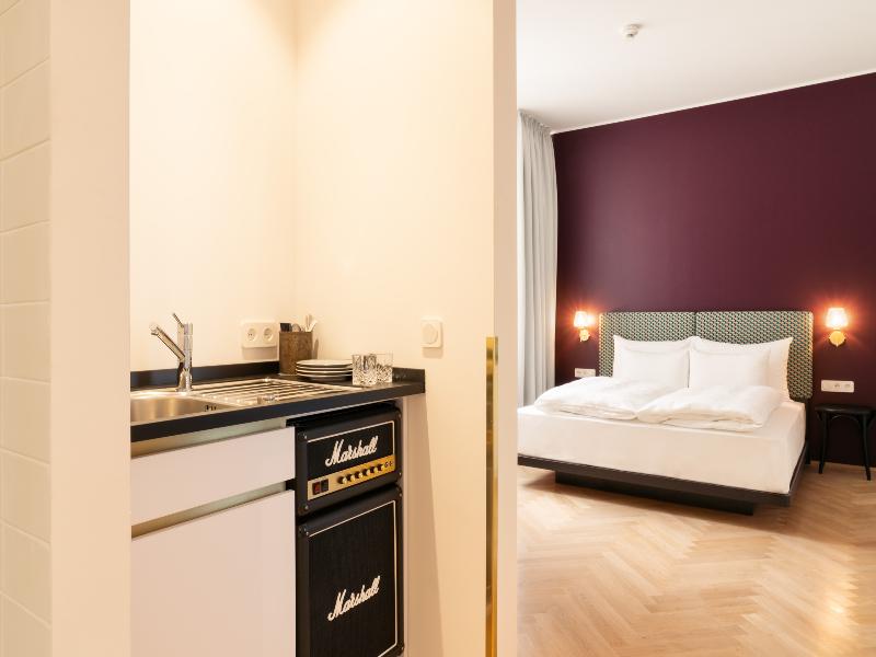 Hotel Schani Salon image