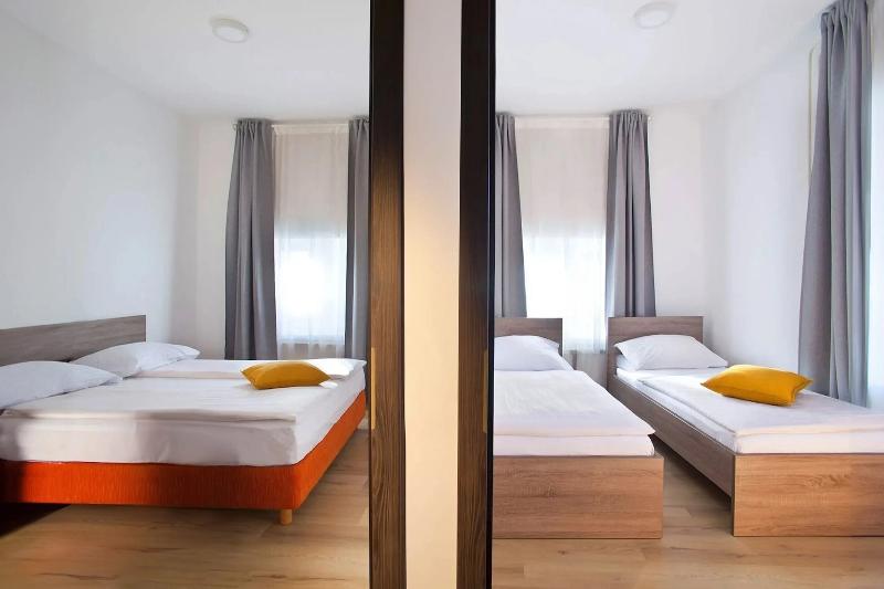 B&B Hotel Maribor UNI Hostel image