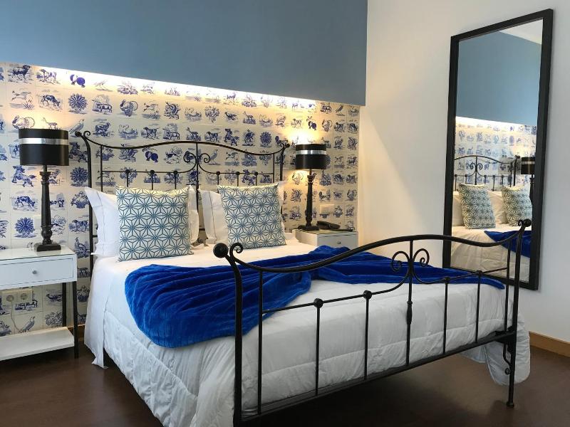 Welcome In - Suites & Hostel image