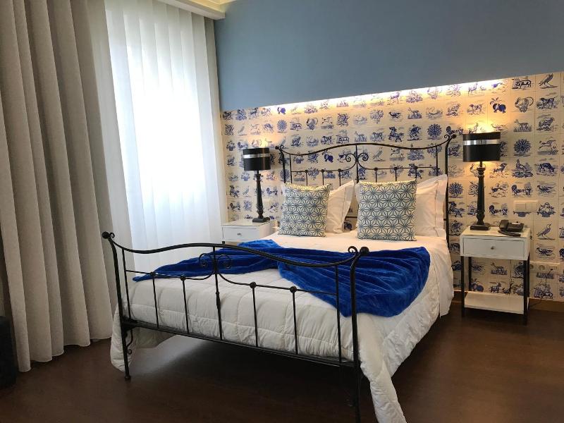 Welcome In - Suites & Hostel image