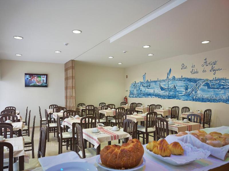 Welcome In - Suites & Hostel image