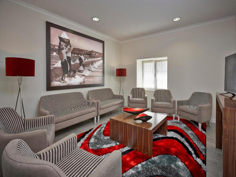 Welcome In - Suites & Hostel image