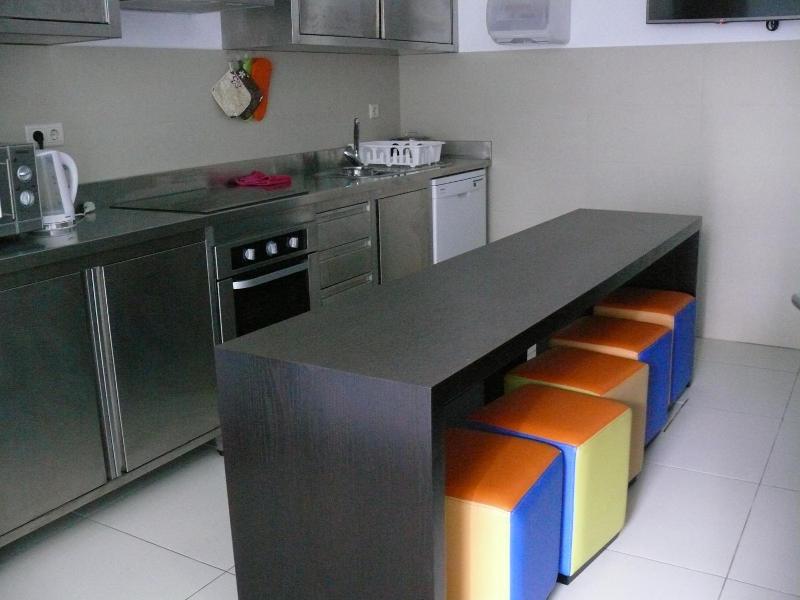 Welcome In - Suites & Hostel image