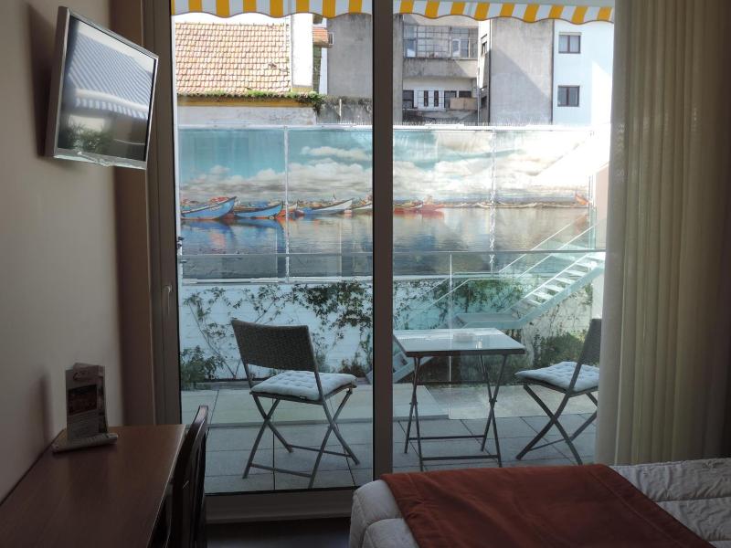 Welcome In - Suites & Hostel image