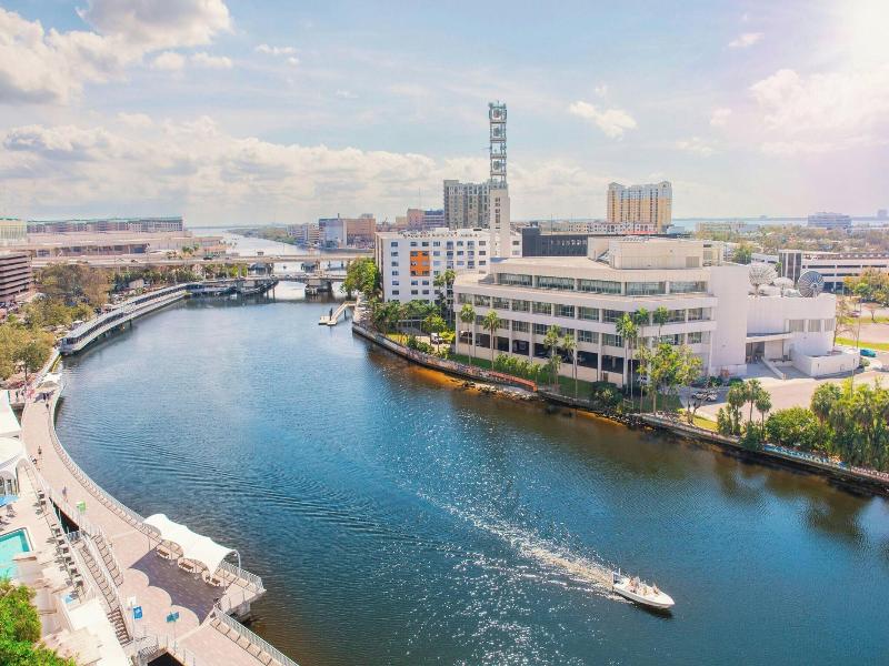 Aloft Tampa Downtown image