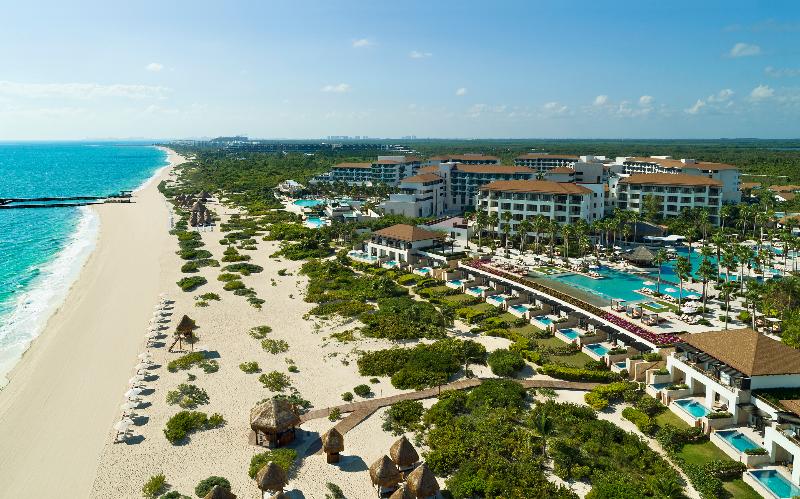 Hotel Secrets Playa Mujeres Golf & Spa Resort