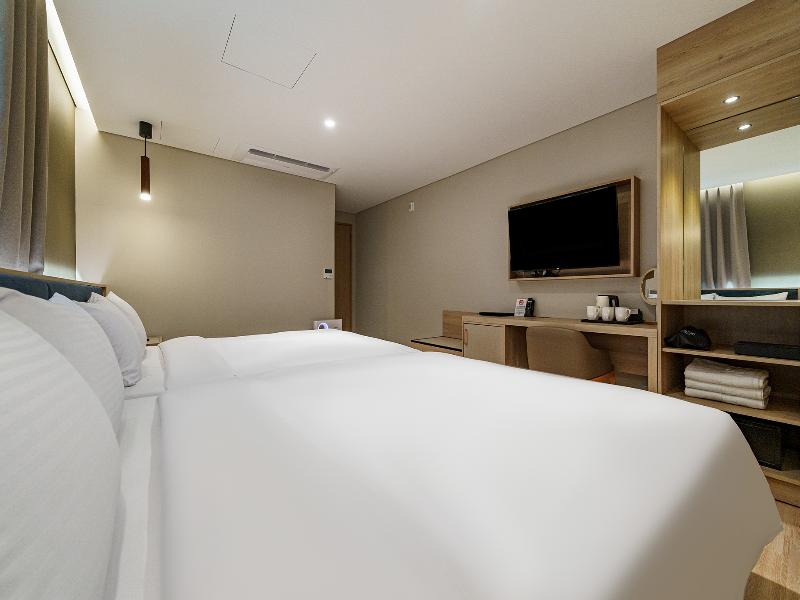 Hotel Foret The Spa image