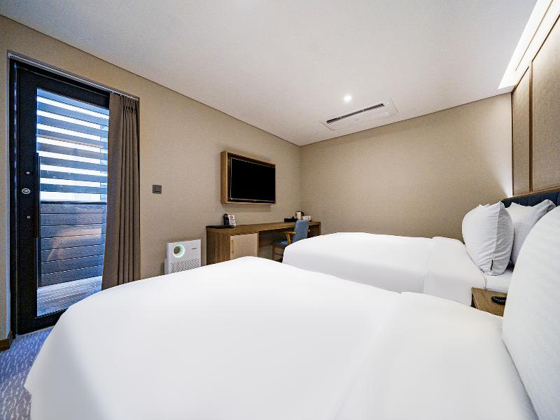 Hotel Foret The Spa image