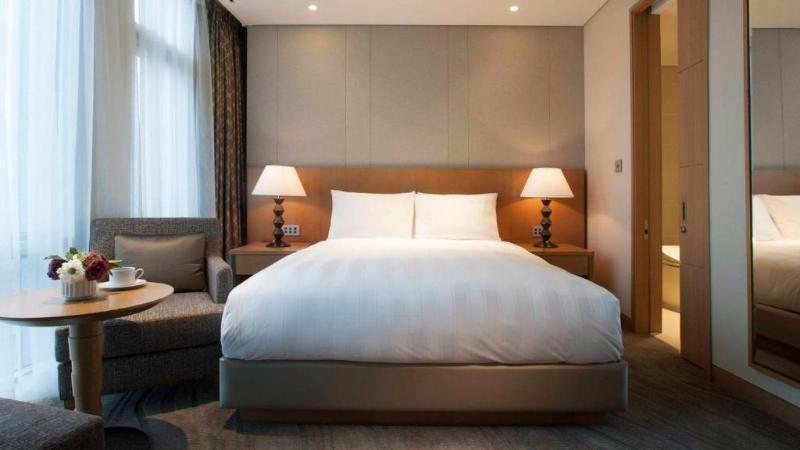 Lotte City Hotel Jeju image
