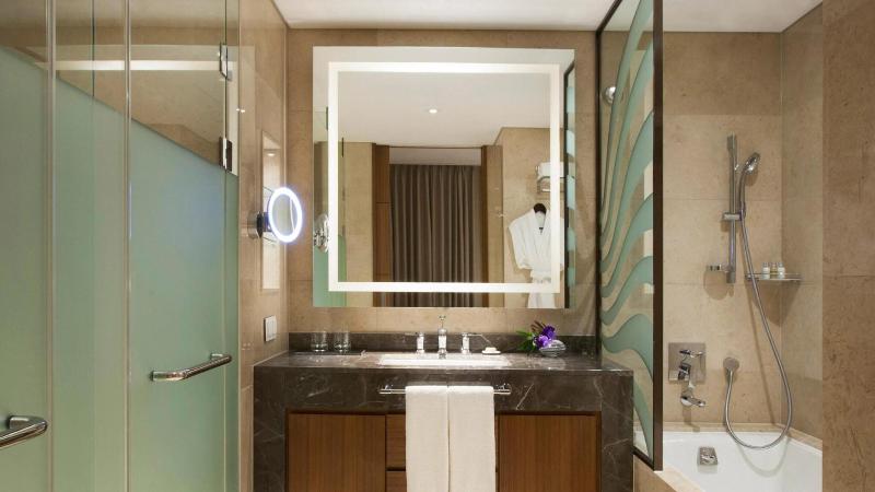 Lotte City Hotel Jeju image