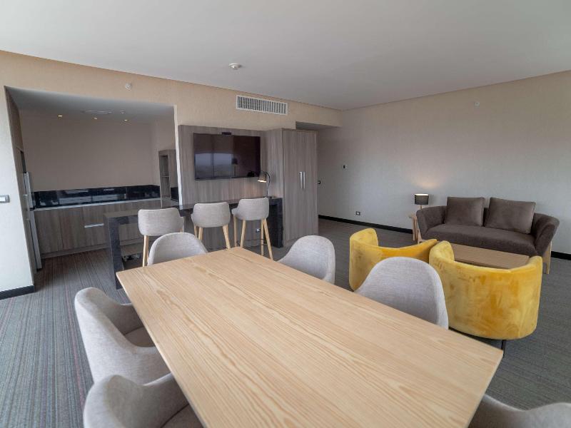 DoubleTree by Hilton Trujillo image