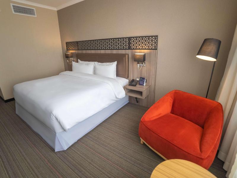 DoubleTree by Hilton Trujillo image