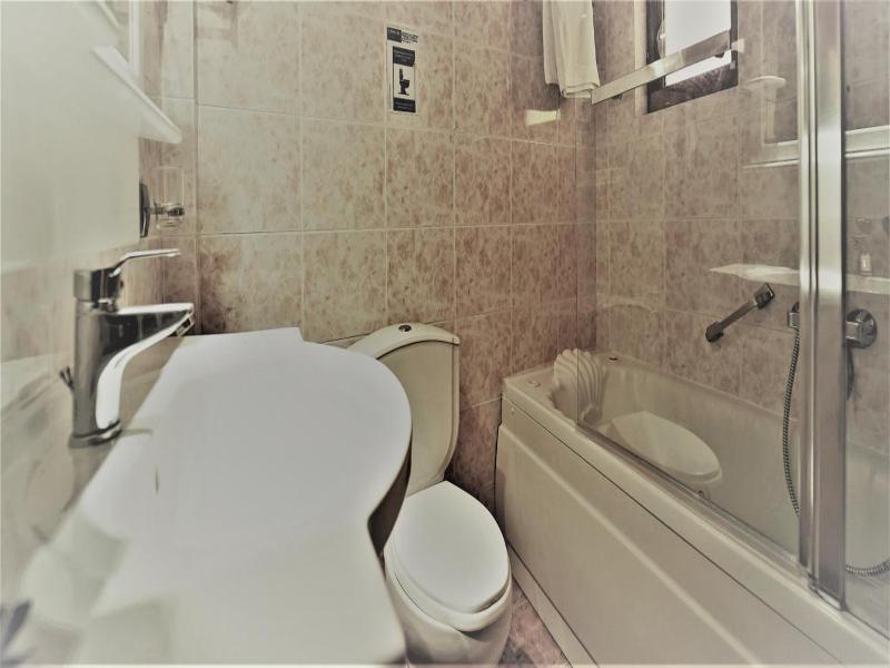 Tourist Apart Hotel image