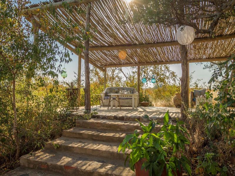 Mbizi Bush Lodge image