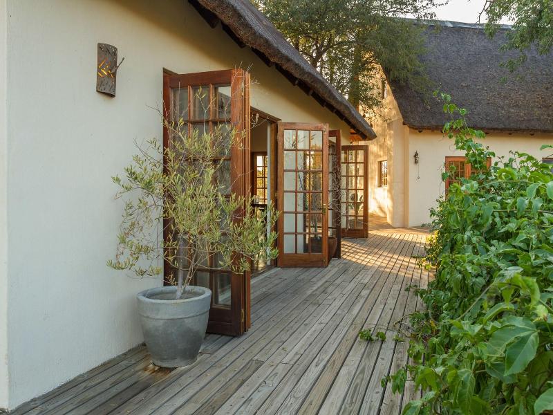Mbizi Bush Lodge image