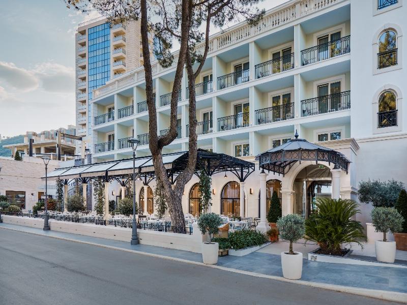 Crowne Plaza Budva by IHG image