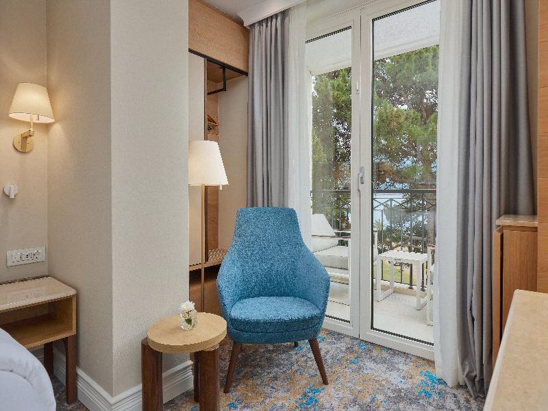 Crowne Plaza Budva by IHG image